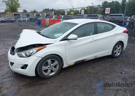 2013 Hyundai Elantra Gls из США, поврежденный, VIN 5NPDH4AE2DH255401